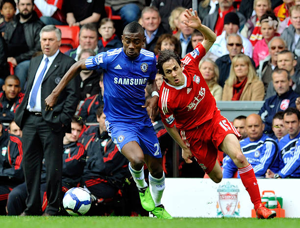 更是牵动着 更是牵动着