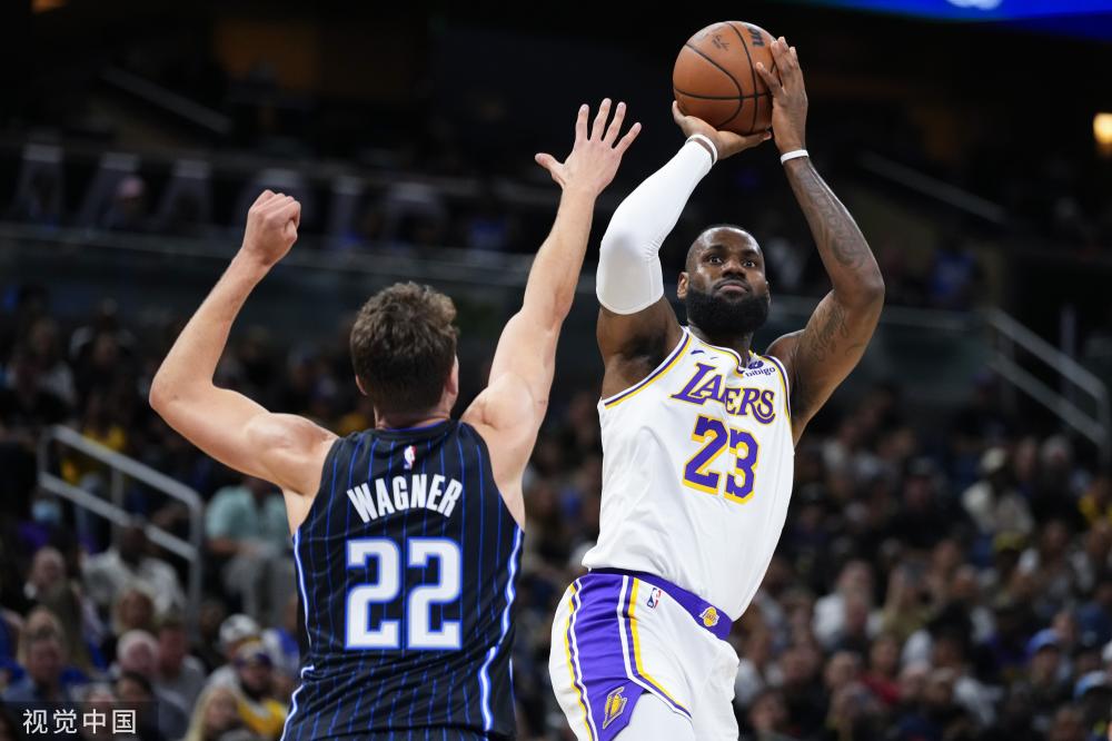 令他的击球 令他的击球