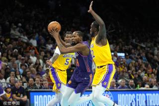 队的防守体 队的防守体